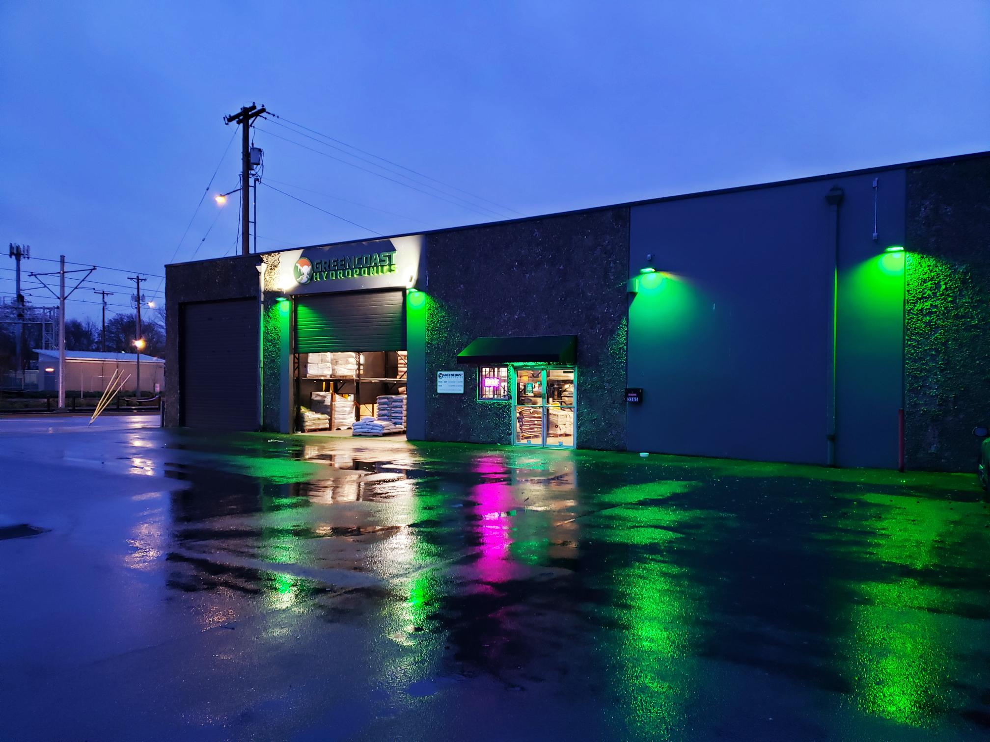 1 Grow Store in Portland, OR GreenCoast Hydroponics